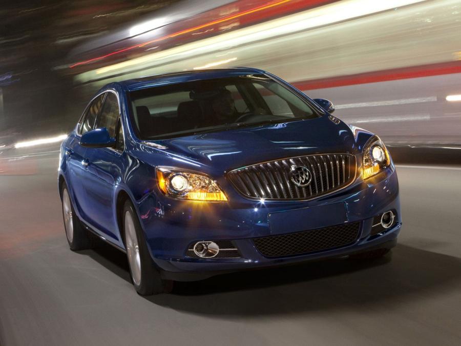 Buick Verano Turbo 2012 года  (фото 4 из 13)